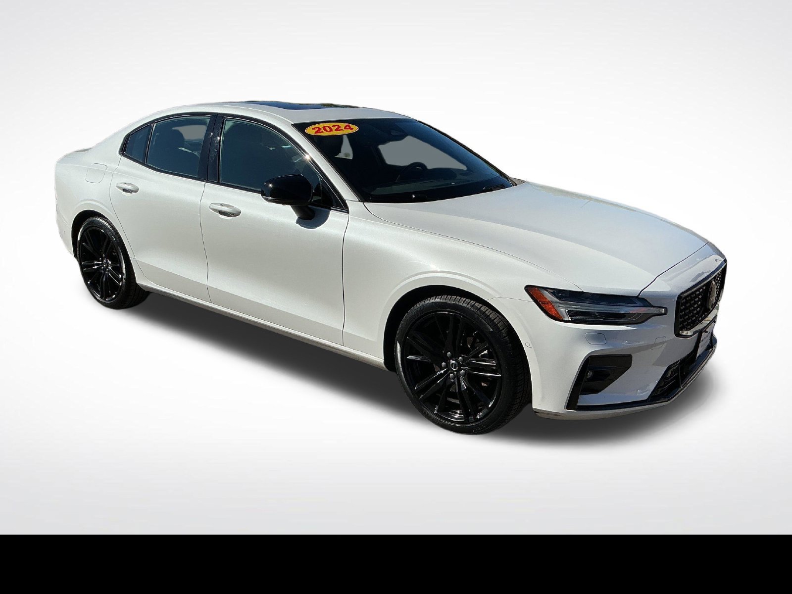 Certified 2024 Volvo S60 B5 Plus w/ Climate Package AWD/4WD image 7