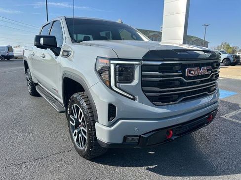 Used 2025 GMC Sierra 1500 AT4 w/ AT4 Premium Package image 2