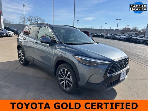 Certified 2024 Toyota Corolla Cross XLE image 3