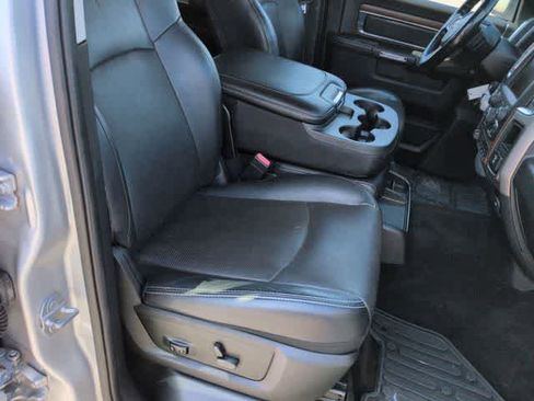Used 2017 RAM 1500 Laramie AWD/4WD image 21