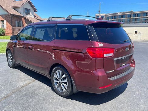 Used 2016 Kia Sedona SX FWD image 5
