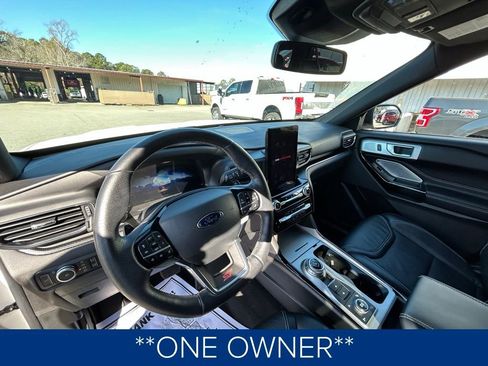 Used 2022 Ford Explorer ST w/ Equipment Group 401A image 2