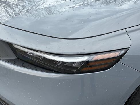 Used 2023 Honda Accord Sport image 10