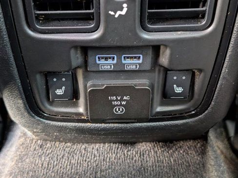Used 2024 Dodge Durango GT AWD/4WD image 34
