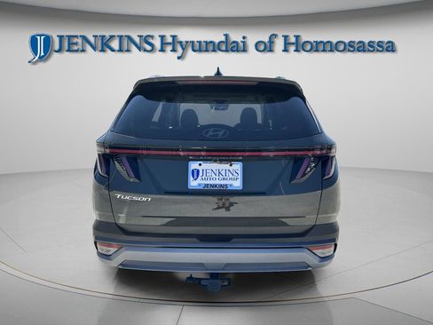 New 2025 Hyundai Tucson SEL image 3