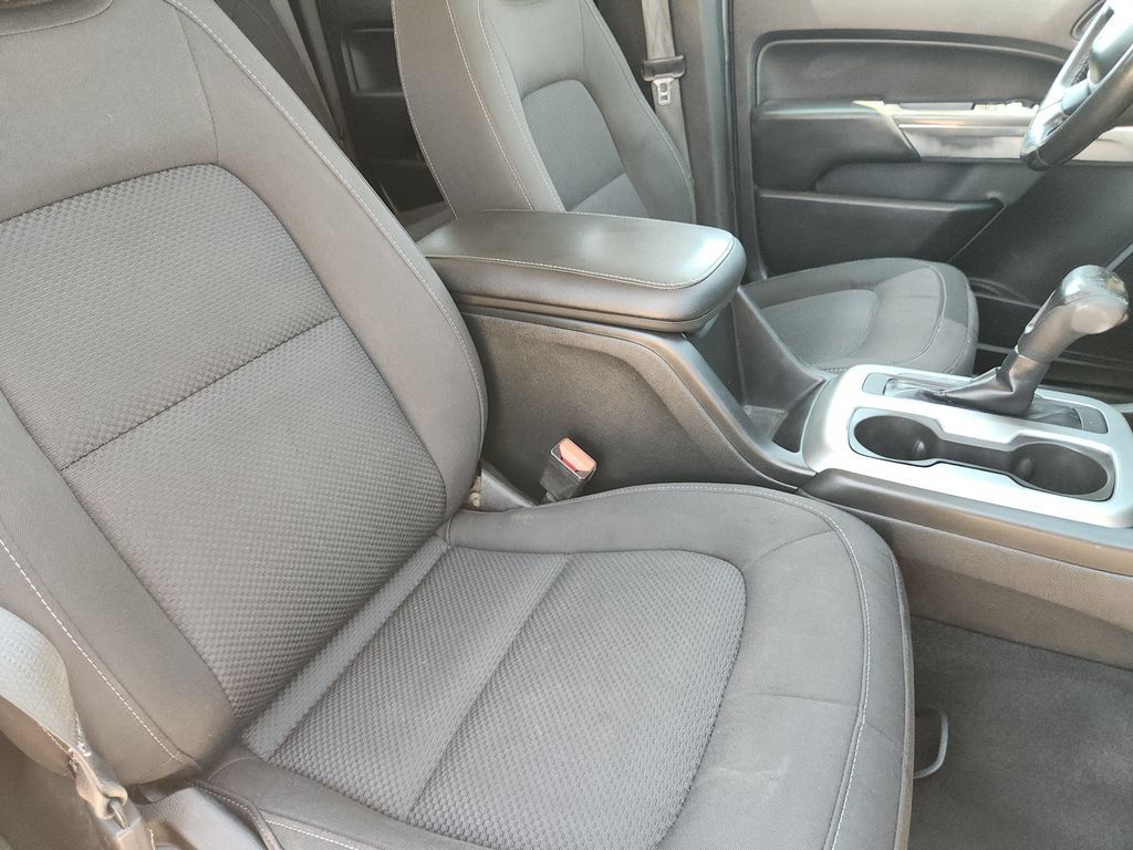 Used 2021 Chevrolet Colorado LT w/ LT Convenience Package RWD image 15