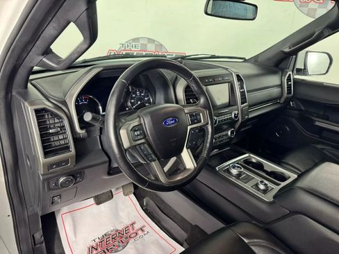 Used 2021 Ford Expedition XLT w/ Equipment Group 202A image 10