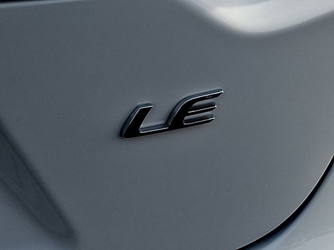 Certified 2025 Toyota Corolla LE image 30