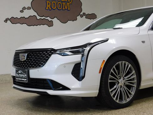 Used 2022 Cadillac CT4 Premium Luxury AWD/4WD image 19