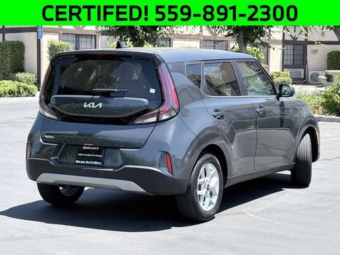 Certified 2025 Kia Soul LX w/ LX Technology Package FWD image 5