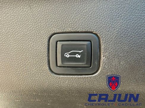 Used 2021 Chevrolet Tahoe LT w/ LT Signature Package RWD image 30