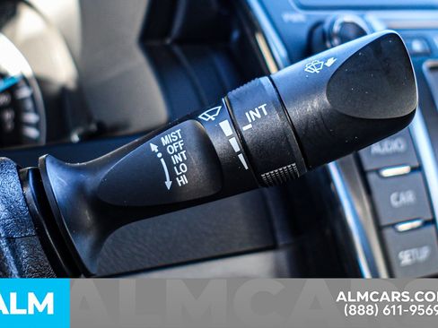 Used 2014 Toyota Camry LE image 30