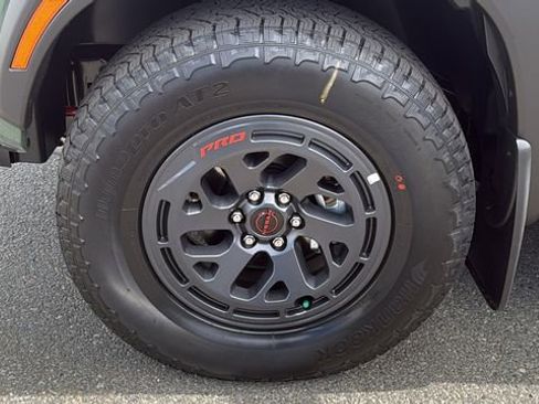 New 2025 Nissan Frontier PRO-4X image 9