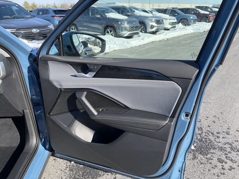 New 2026 Volkswagen Tiguan SE image 19