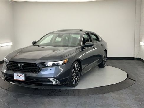 New 2025 Honda Accord Touring image 7