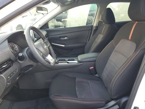 Used 2025 Nissan Sentra SR image 13