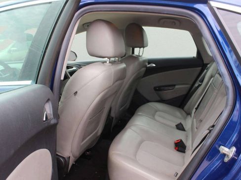 Used 2013 Buick Verano FWD image 7
