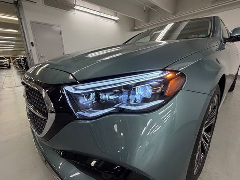 New 2026 Mercedes-Benz E 450 4MATIC Sedan image 10
