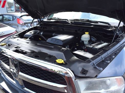 Used 2015 RAM 1500 Classic SLT image 32