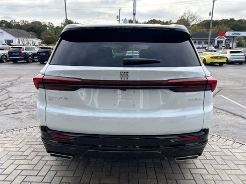 New 2026 Buick Enclave Sport Touring w/ Super Cruise Package image 10