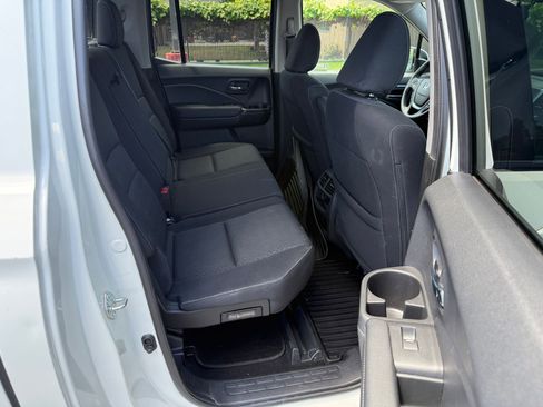 Used 2019 Honda Ridgeline Sport image 25