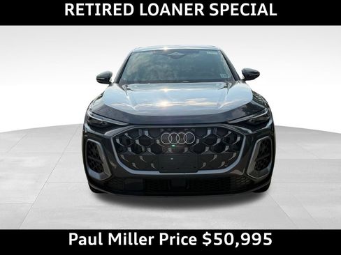 Used 2025 Audi Q5 Premium Plus w/ Premium Plus AWD/4WD image 2