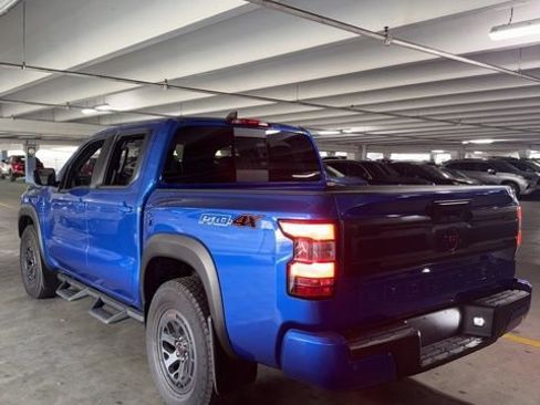 Used 2025 Nissan Frontier PRO-4X image 27