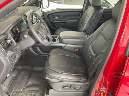 Used 2024 Nissan Titan PRO-4X w/ Pro-4x Utility Package image 10