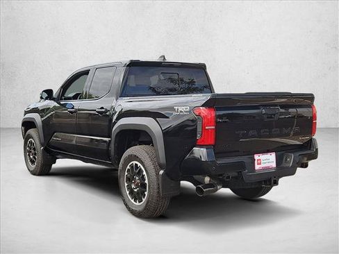 Certified 2025 Toyota Tacoma TRD Off-Road w/ TRD Off Road Upgrade Package AWD/4WD image 8