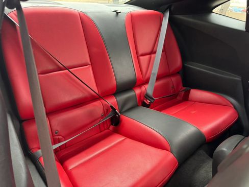 Used 2015 Chevrolet Camaro SS w/ Commemorative Special Edition RWD image 29