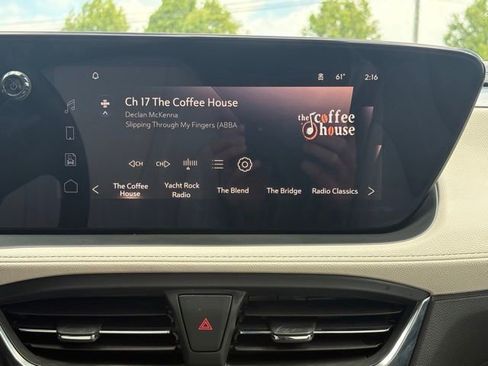 Used 2024 Buick Encore GX Avenir w/ Avenir Convenience Package AWD/4WD image 25