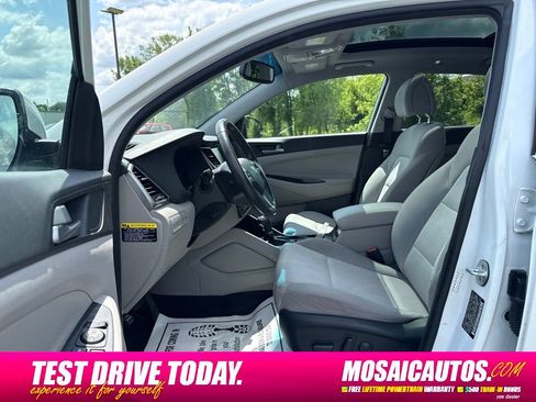Used 2018 Hyundai Tucson Value FWD image 21