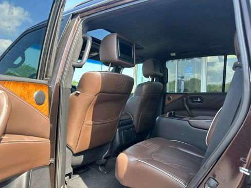 Used 2016 INFINITI QX80 Limited AWD/4WD image 11