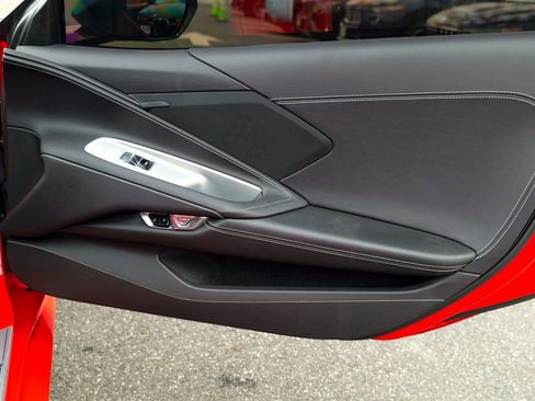 Used 2022 Chevrolet Corvette Stingray Convertible w/ 1LT image 36