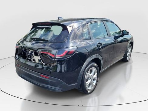 Certified 2024 Honda HR-V LX image 32