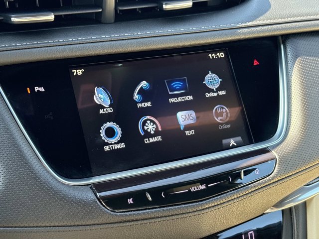 Used 2017 Cadillac XT5 FWD image 32