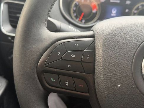 Used 2022 Jeep Cherokee Trailhawk image 14