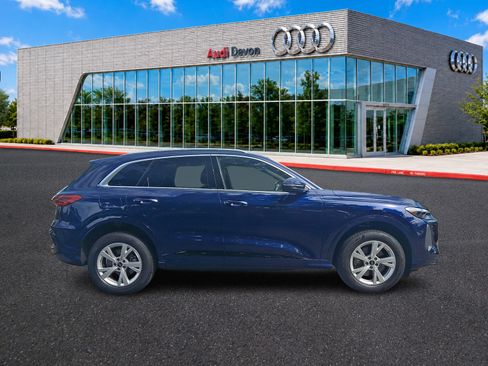 Used 2025 Audi Q5 Premium w/ Convenience Package AWD/4WD image 6