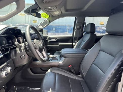 Used 2024 GMC Sierra 1500 SLT w/ SLT Premium Plus Package AWD/4WD image 19