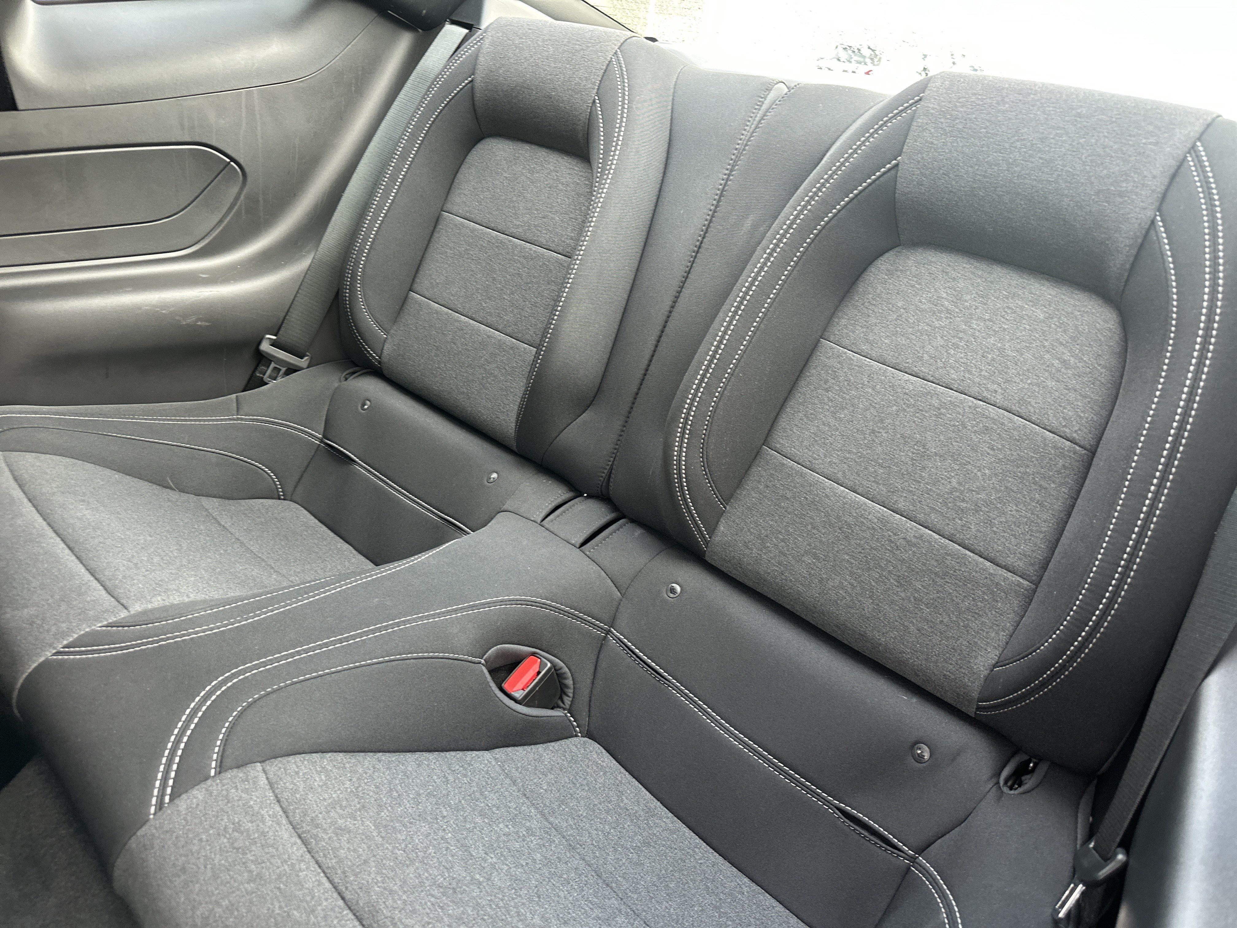 Used 2025 Ford Mustang Coupe RWD image 12