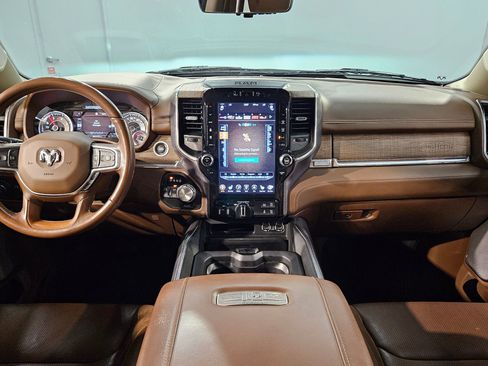 Used 2021 RAM 1500 Limited image 10