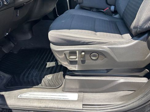 Certified 2022 Chevrolet Silverado 1500 RST AWD/4WD image 24