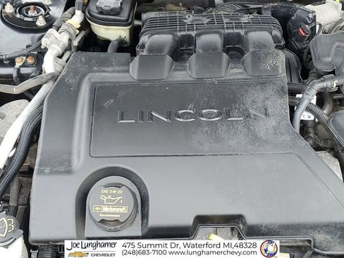 Used 2012 Lincoln MKZ image 26