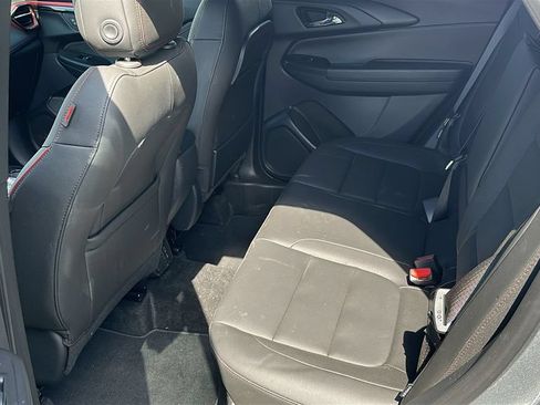 Used 2025 Chevrolet TrailBlazer RS w/ Convenience Package AWD/4WD image 8