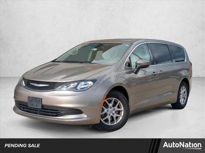 Used 2017 Chrysler Pacifica LX