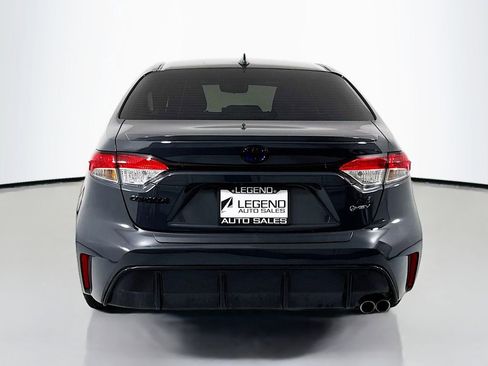 Used 2025 Toyota Corolla SE w/ SE Premium Package FWD image 7