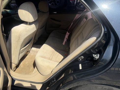 Used 2005 Honda Accord LX image 12