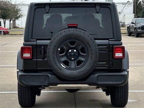 Used 2026 Jeep Wrangler Sport image 5