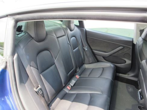 Used 2023 Tesla Model 3 Standard Range RWD image 22