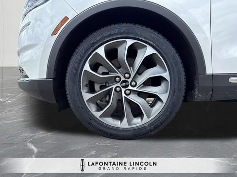 Certified 2023 Lincoln Nautilus Reserve w/ Class II Trailer Tow Package AWD/4WD image 34